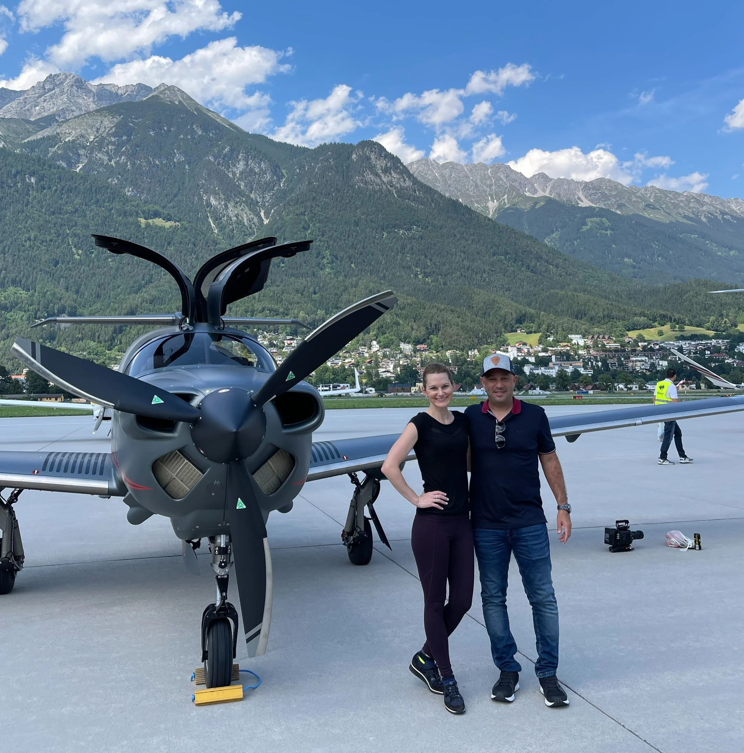 Who Made Diamond Aircraft's Award-Winning Movies?
