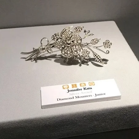 Silver Award in the Junior Diamond Mounters category