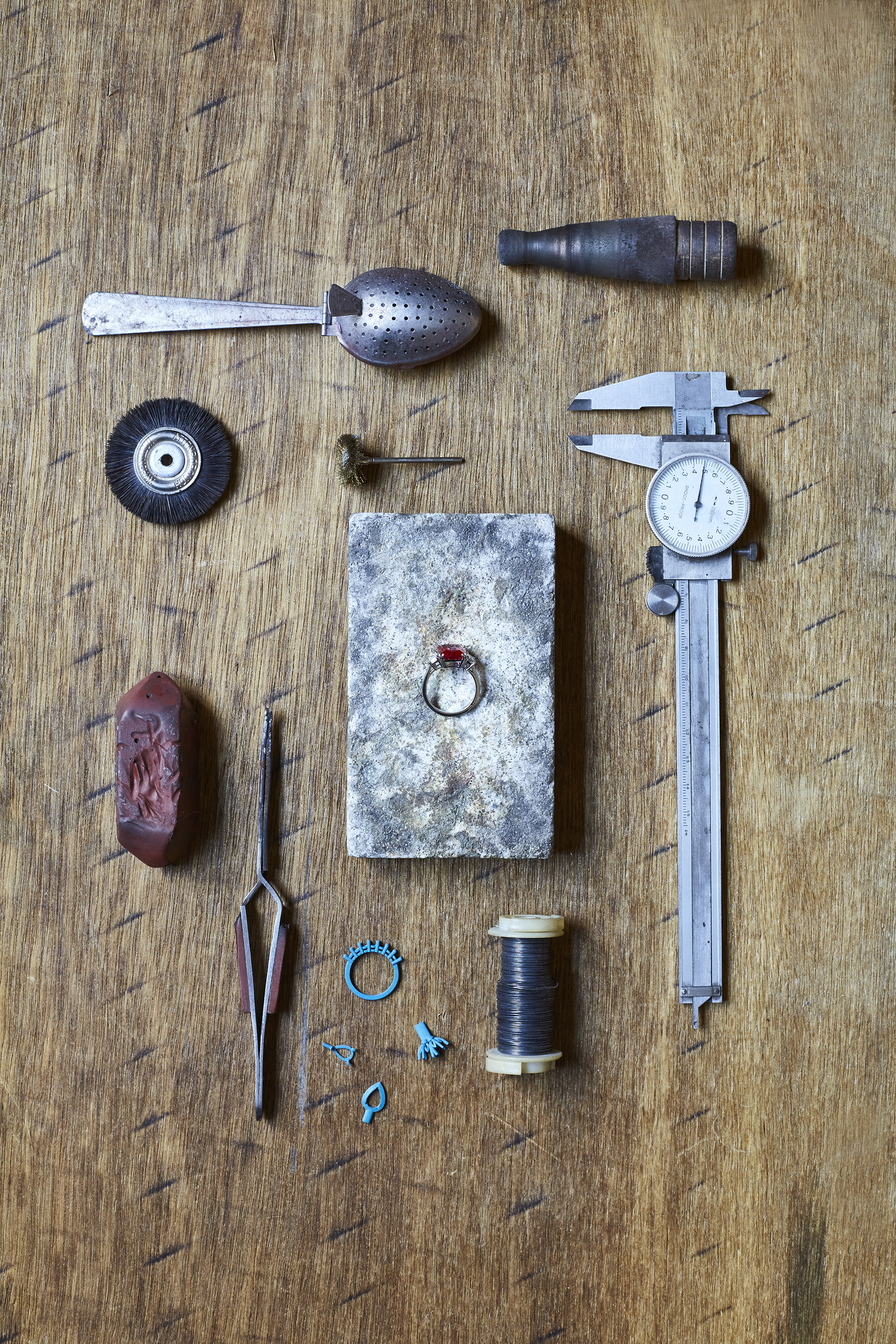 How To Make An Engagement Ring: 11 Steps to Craft a Stunning Diamond Engagement Ring