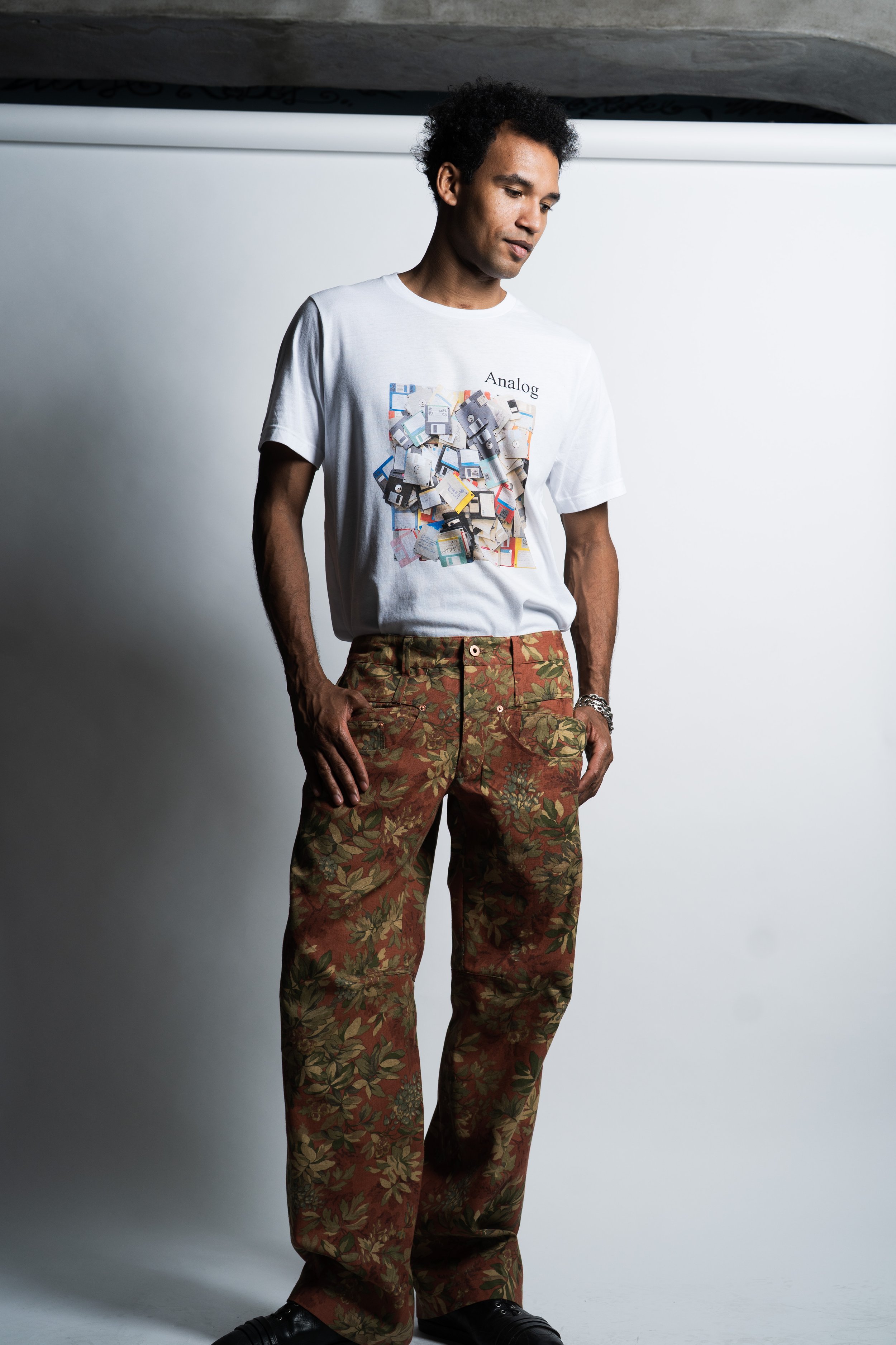 Analog floppy tee