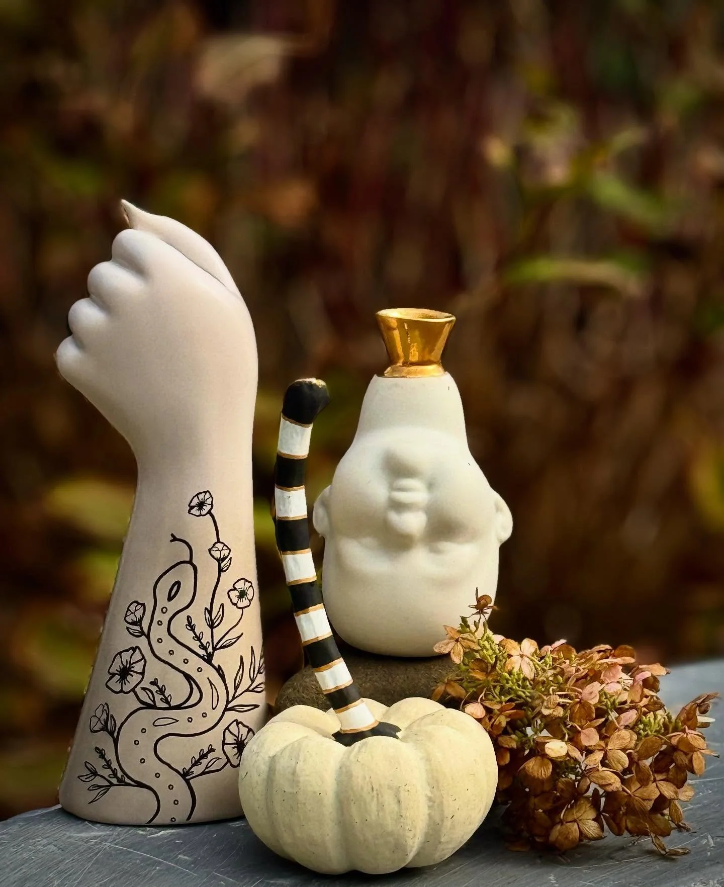 shadows fall, but indulgence remains. our spooky halloween sale is still on &mdash; a touch of mystery, a hint of magic. ✨ 
#&hearts;️laserragardens
#laserraafterdark
#womanownedbusiness
#laserragardenscafe
#shopsmallbusiness
#comewander 
#festivegat