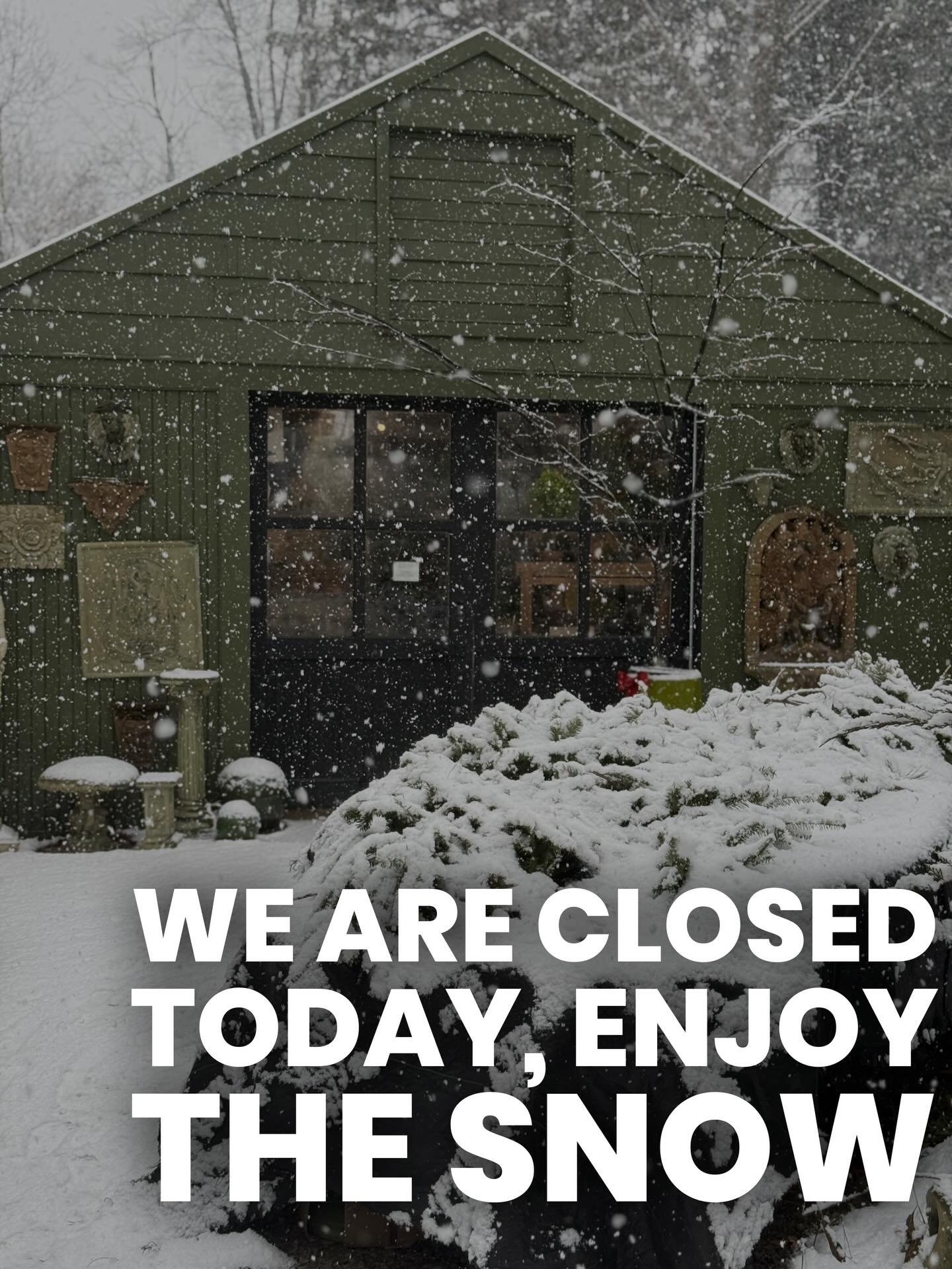 just a reminder&hearts;️we are closed today!