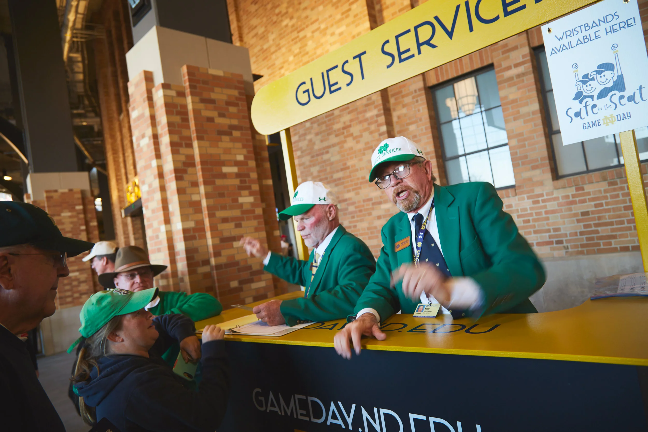 090917_notredame-georgia_364.jpg