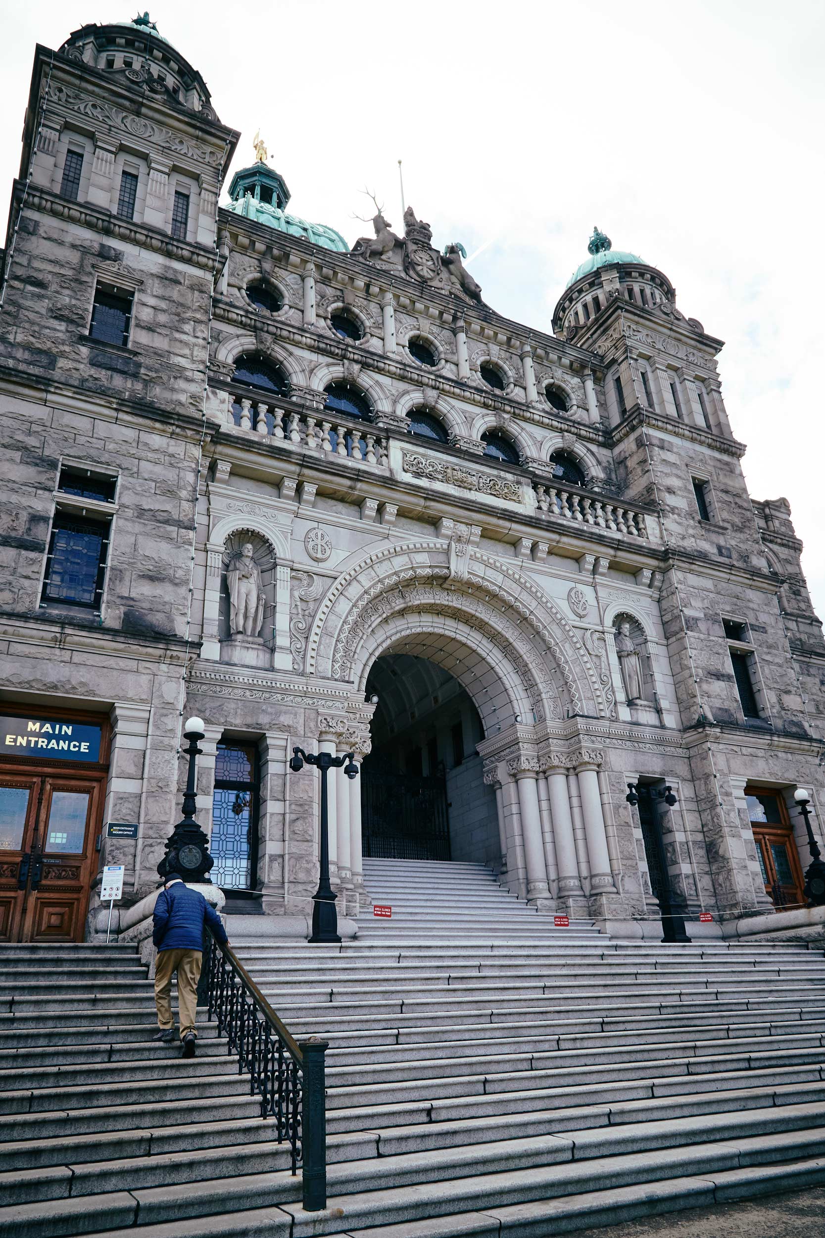 101317_victoria_111.jpg