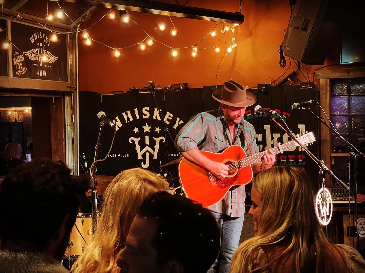 Thanks again @wardguenther and @whiskeyjam for having me out on Monday!  Good times in Nashville. 

📷 Photo by @flaminjaan