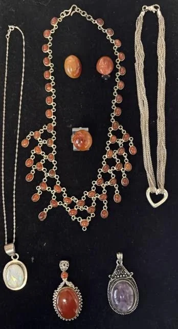 Pendants.jpg
