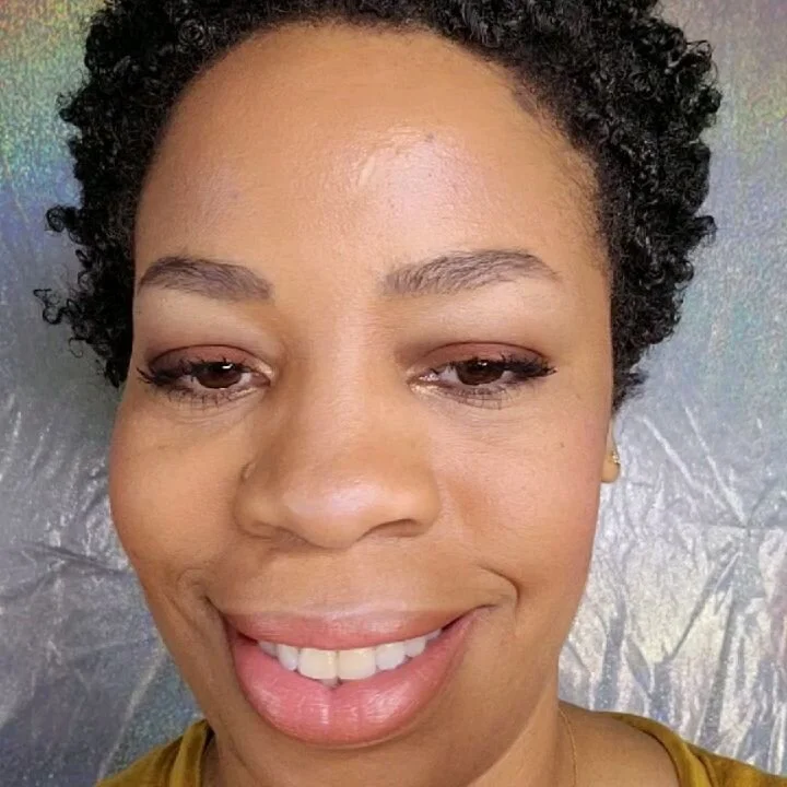 Hi guys! Check out the result from my makeup class earlier today.  #makeuptutorial #makeupclasses #softglammakeup #softglam #smokeyeyes #nudelippie #makeupjunky #ipaintfaces 

Foundation: @fentybeauty 
Contour: @maccosmetics + @nyxcosmetics 
Lashes: 