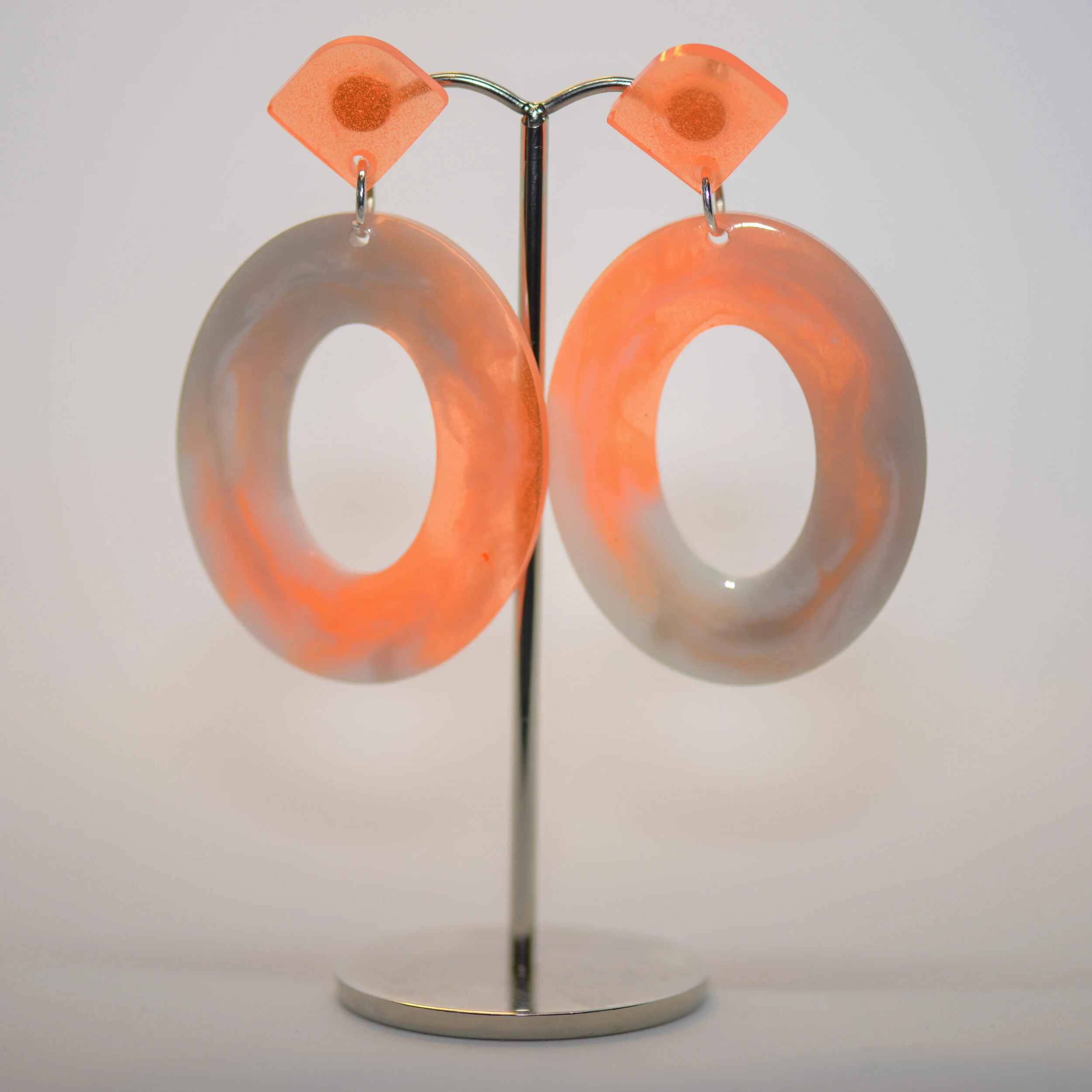 Pop Orange, White &amp; Grey | Chunky Oval
