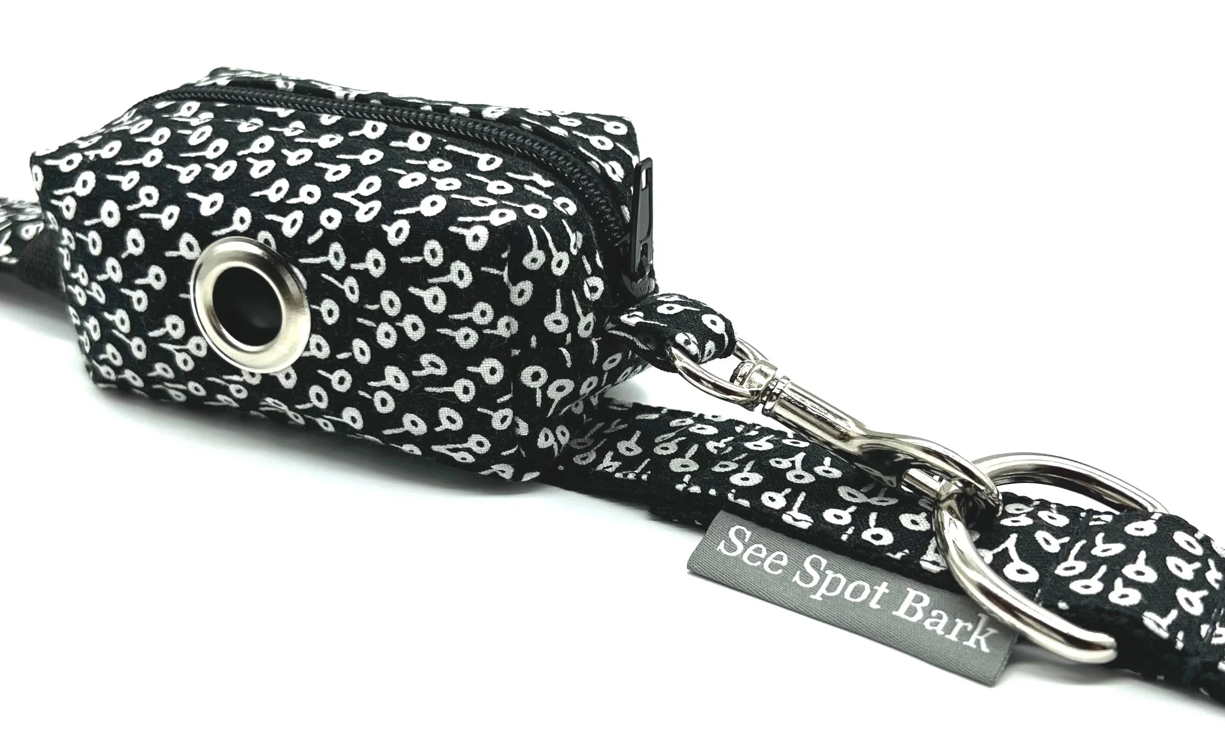 black+%2B+white+floral+leash+bag+on+leash.jpg