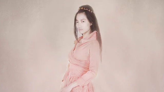 Yi Zhou in Romeo Gigli, Joyce Campaign