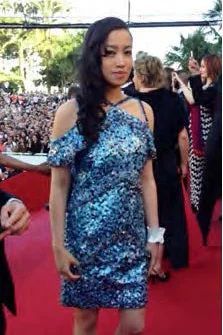 Yi Zhou walked on Cannes Film Festival red carpet,wearing Chanel couture.