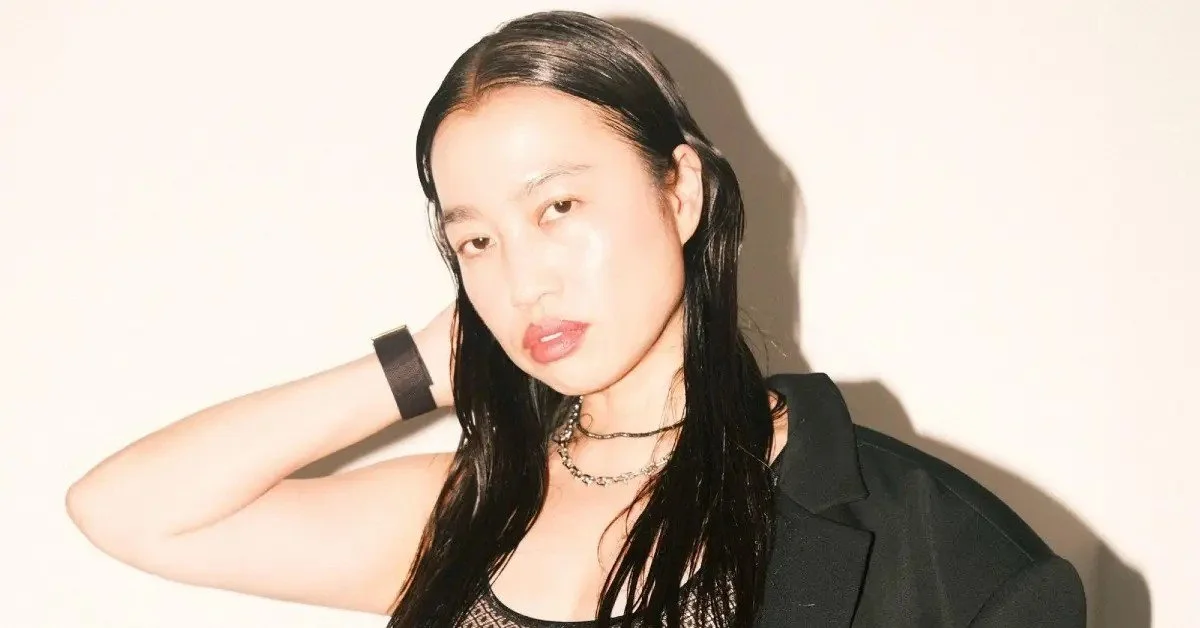 Rising Star Alert: Meet Yi Zhou—A Promising New Voice in Hollywood