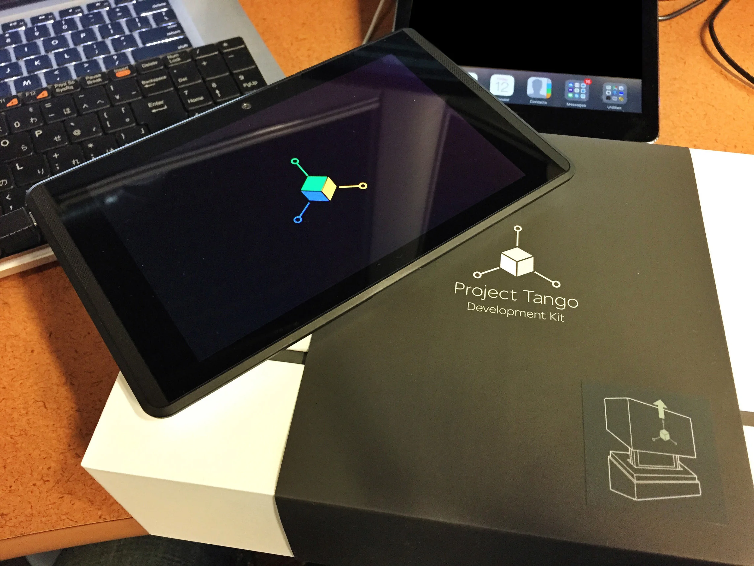 Google_ATAP's_Project_Tango_tablet_(15387052663).jpg