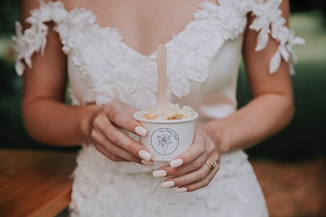 Every brides favourite sweet treat 🍦 dulce de leche flavoured gelato with a salted caramel swirl and honey roasted macadamias folded through. Every bite is better than the last! &bull;
&bull;
&bull;
Photo is from our recent shoot with some amazing c