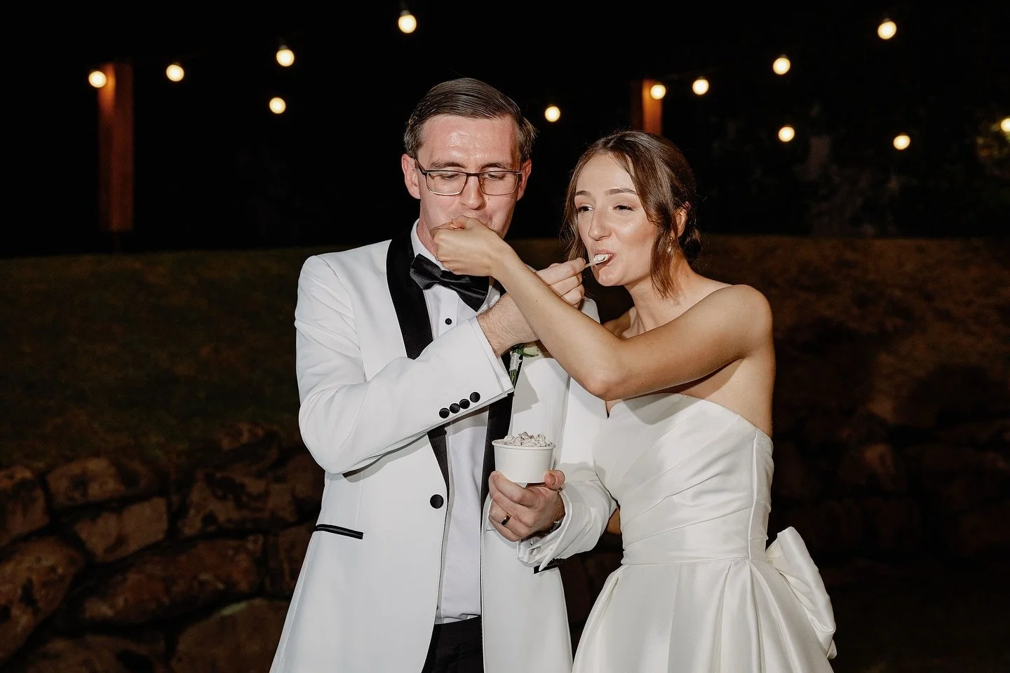 Dishing up the sweetest treats for Jaxon &amp; Victoria&rsquo;s big day 🥂✨

Vendors &amp; Wedding Inspo 👇

Captured by @kirkwillcox 
Venue @summergroveestate 
Celebrant @laurenbridgecelebrant 
Florist @arcticfox_events 
Hair &amp; Makeup @loveisint
