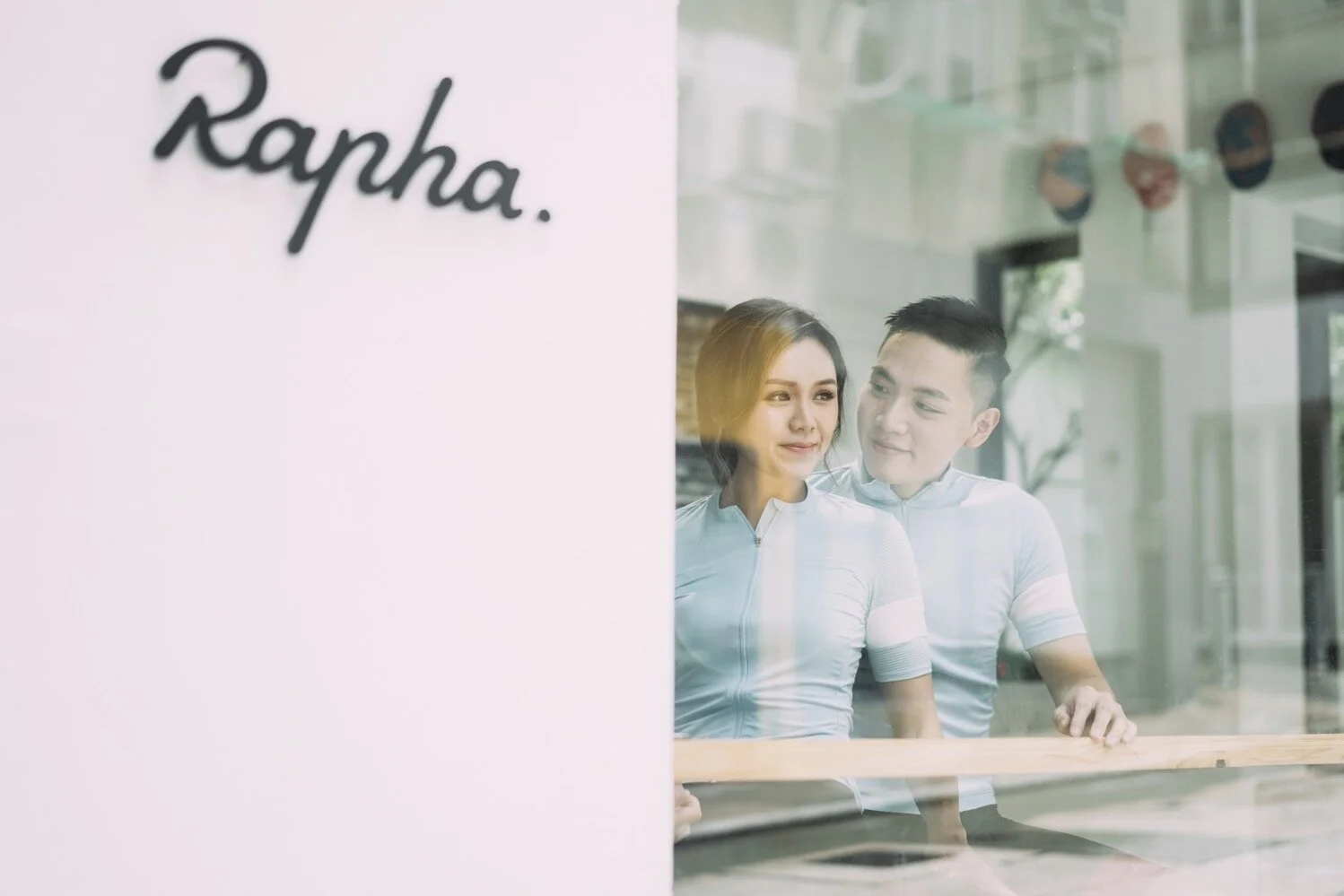 couple hk coffee date (1).jpg