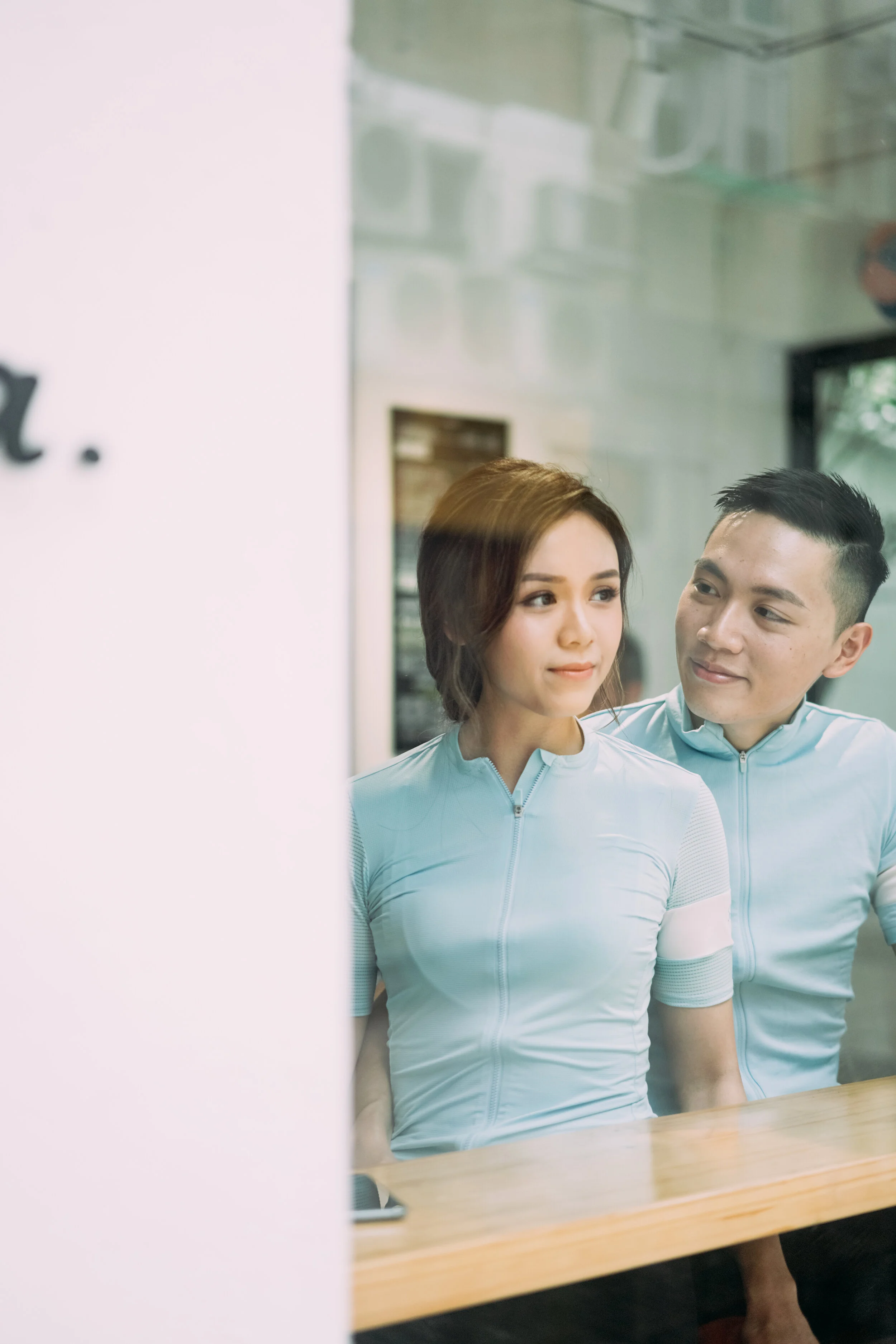 cafe pre wedding.jpg