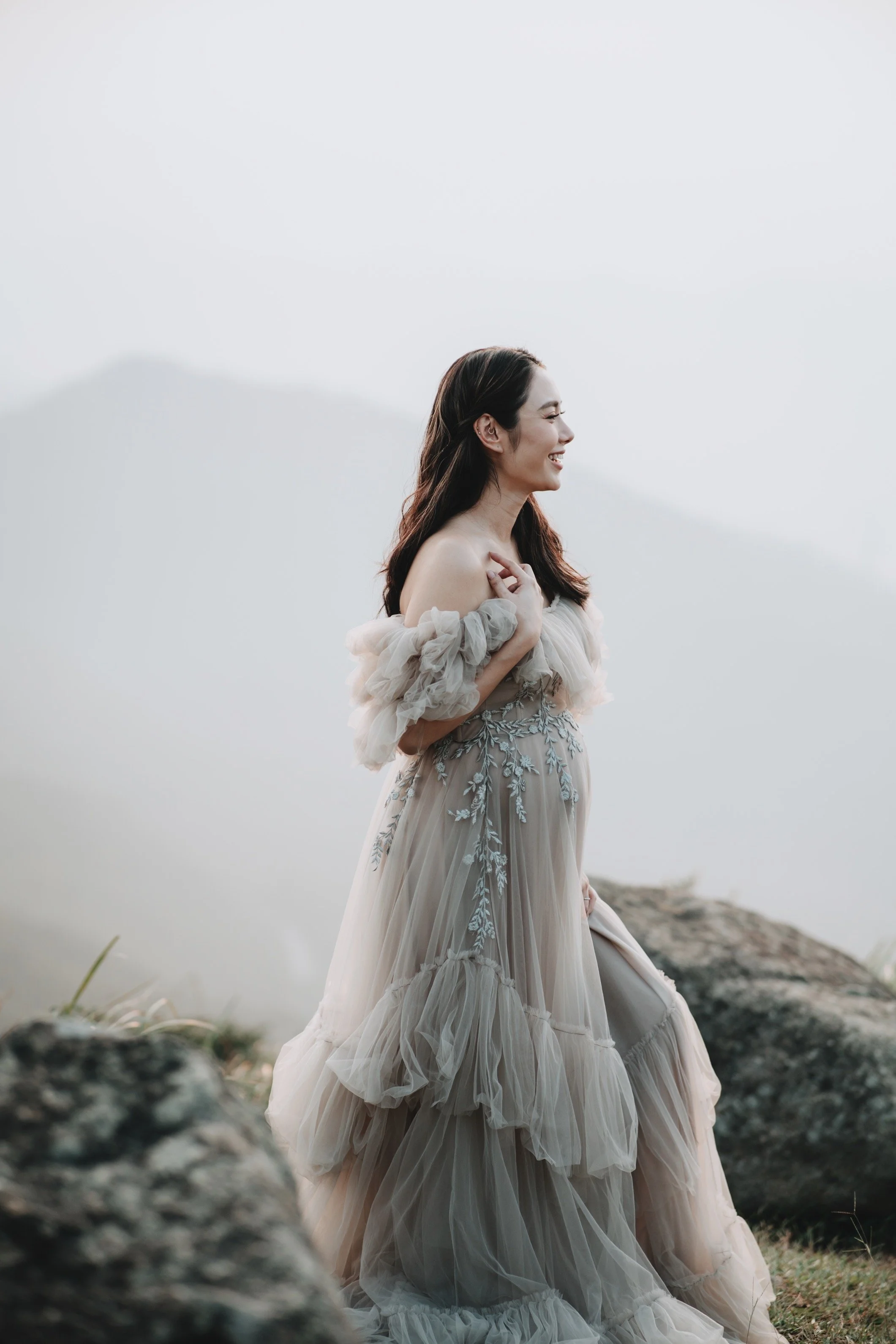 pregnancy photography hong kong outdoor female.jpg