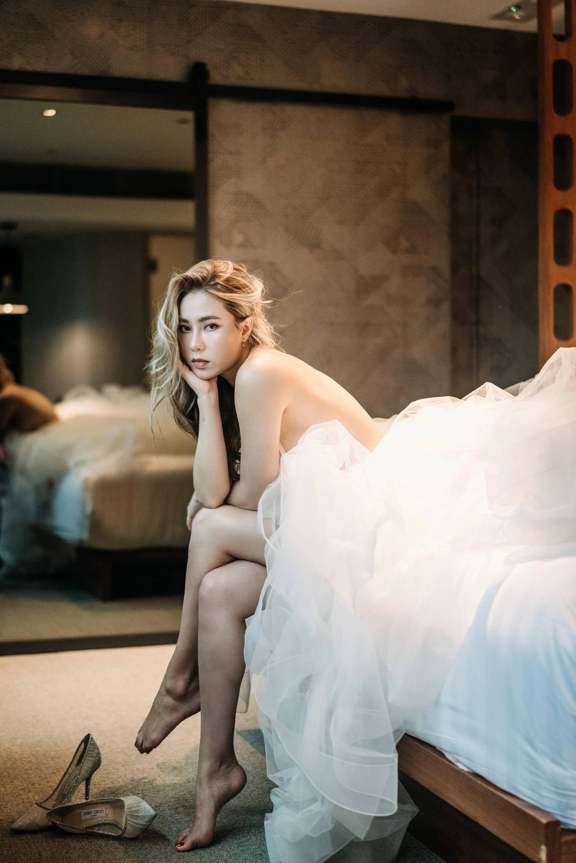 hotel wedding gown hong kong.jpg