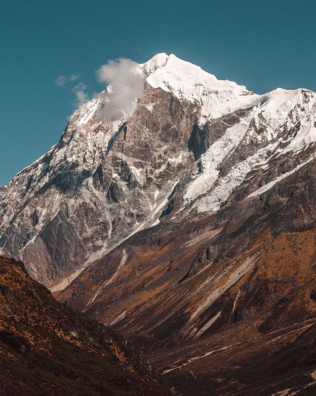↟↟ - Himalayan Throwback -
__________________________________
I like this picture because it resembles a very typical mountain, how a kid would draw it. Walking here was an amazing experience that I have written about before. Three days in complete f