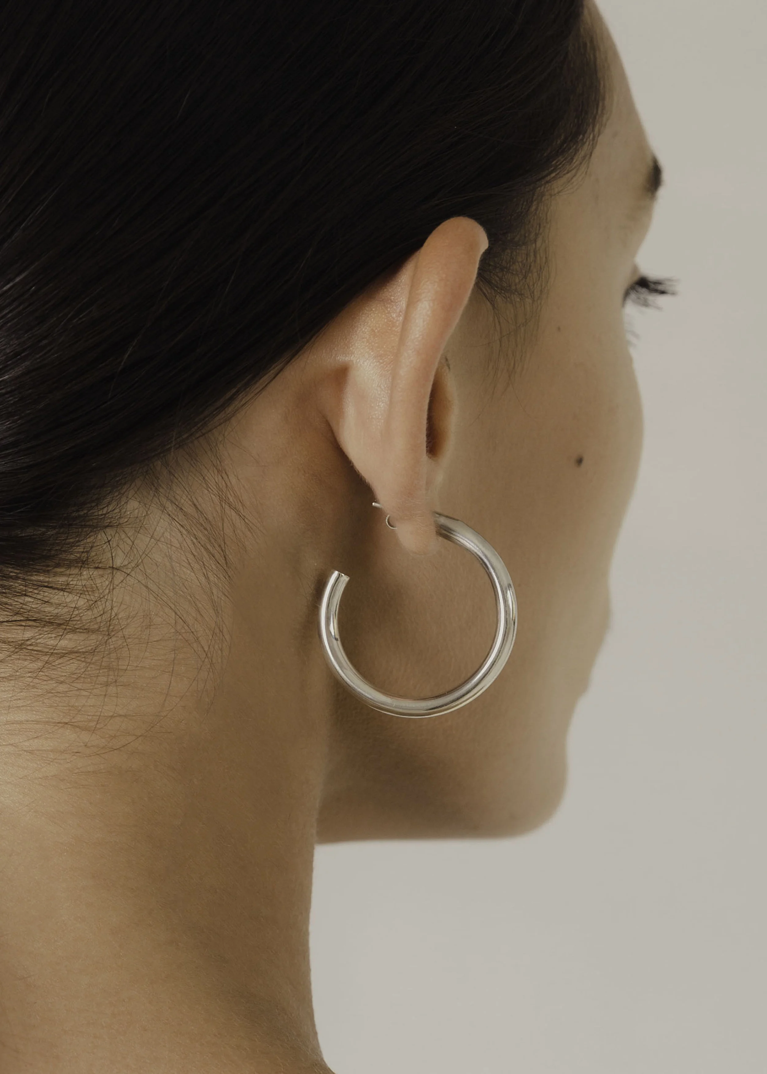 Series 6, Earring 1