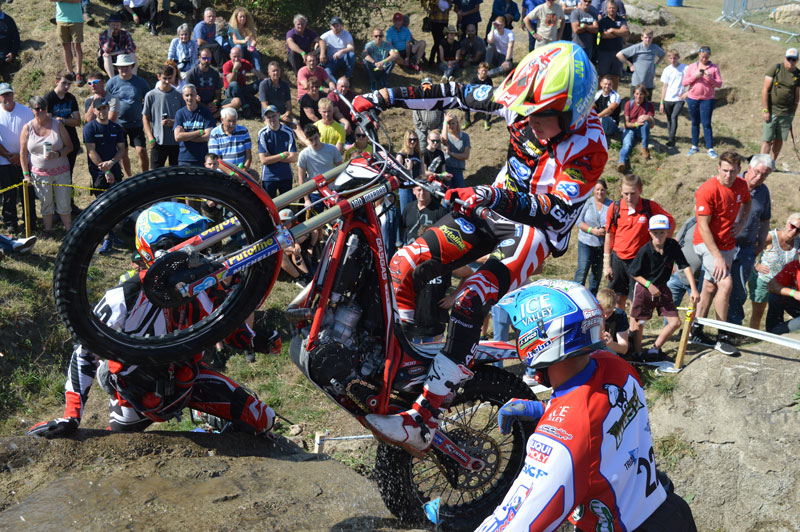 2018-supertrial-pricey.jpg