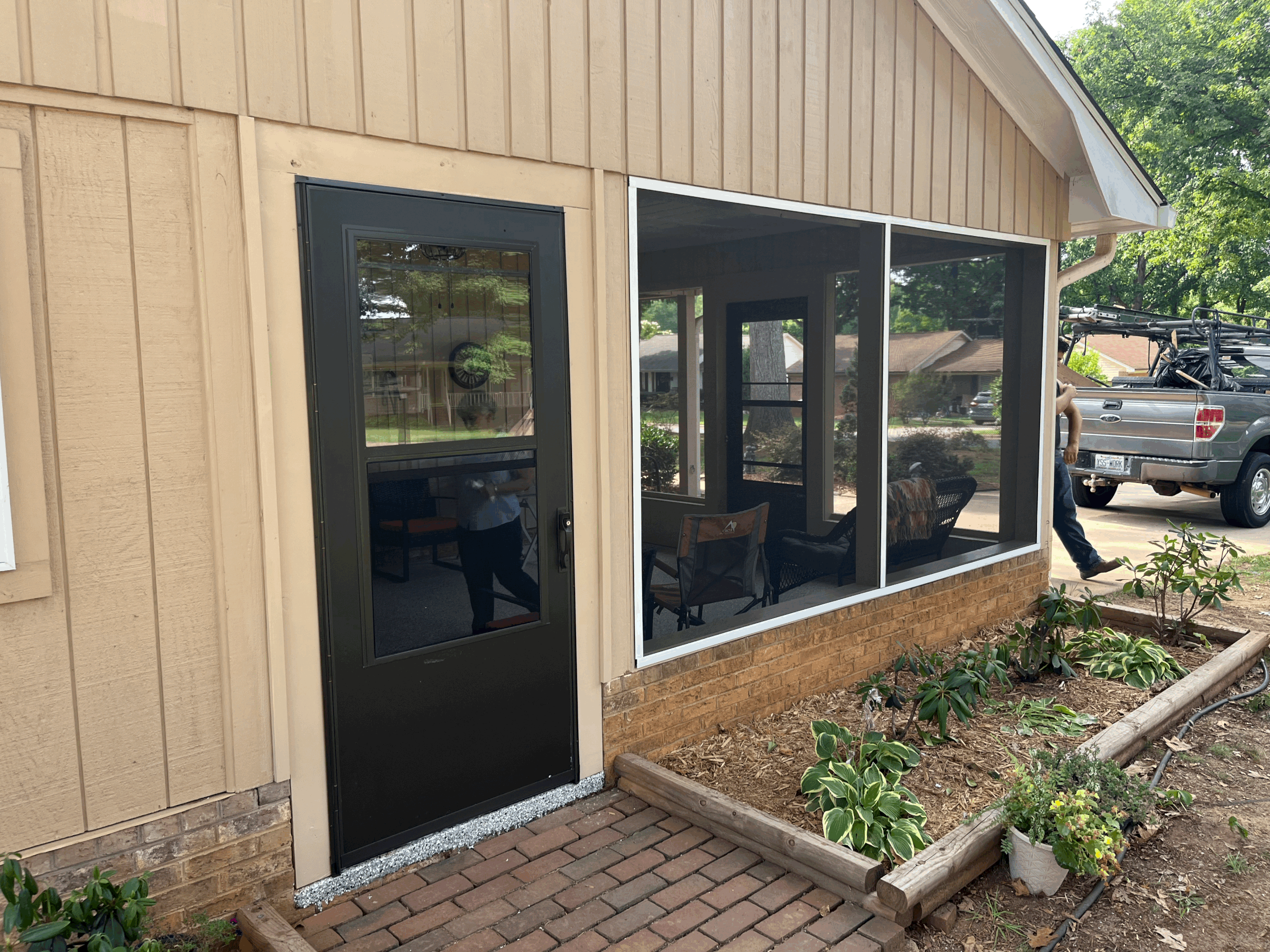 Side View Porch Screen System