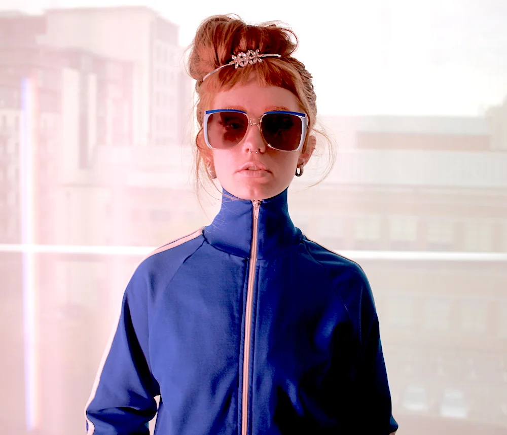 RARE VINTAGE BLUE TRACK TOP -UNISEX