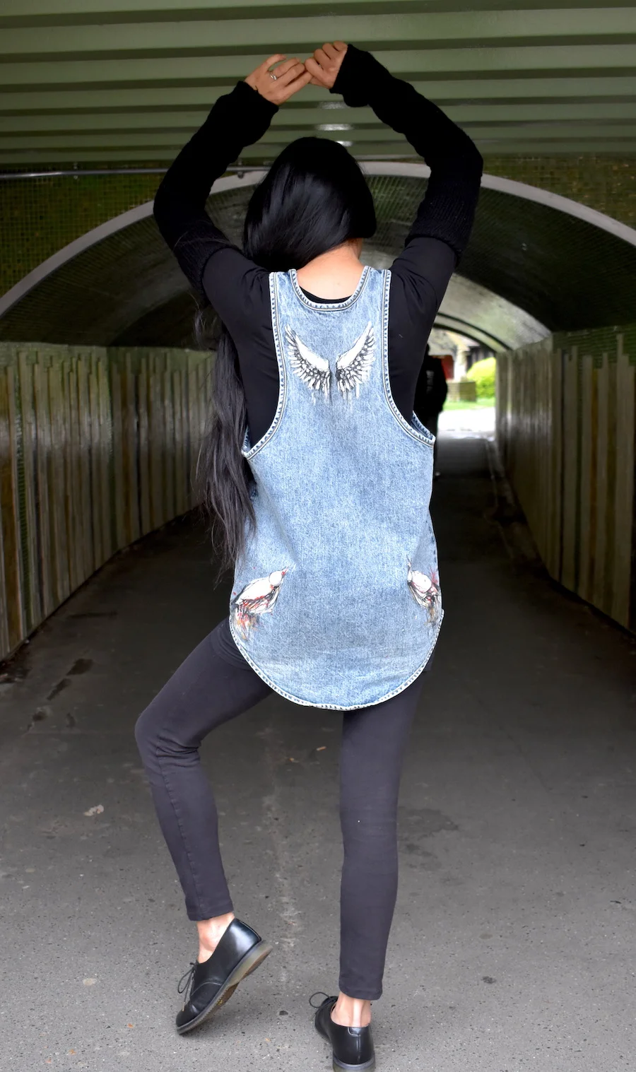 #4IH MARIOS STONEWASH DENIM VEST  BACK2.JPG