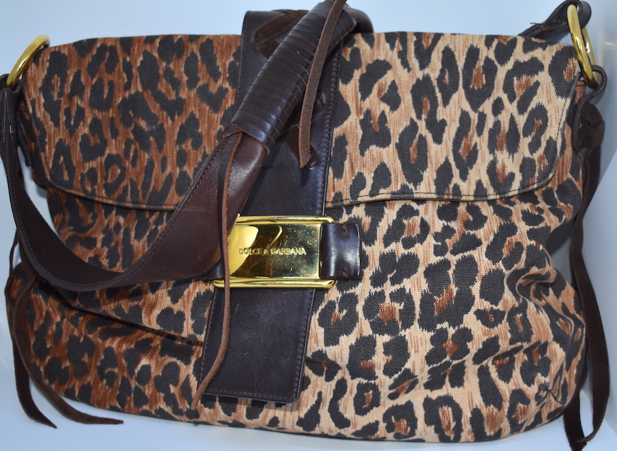 #28A DOLCE &amp; GABBANA  LEOPARD PRINT CANVAS HANDBAG2