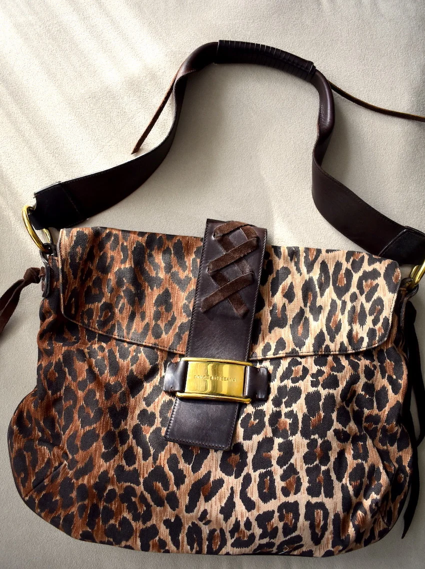 #28A DOLCE &amp; GABBANA  LEOPARD PRINT CANVAS HANDBAG6