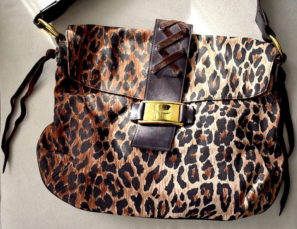 #28A DOLCE & GABBANA  LEOPARD PRINT CANVAD HANDBAG EXTRA1.JPG