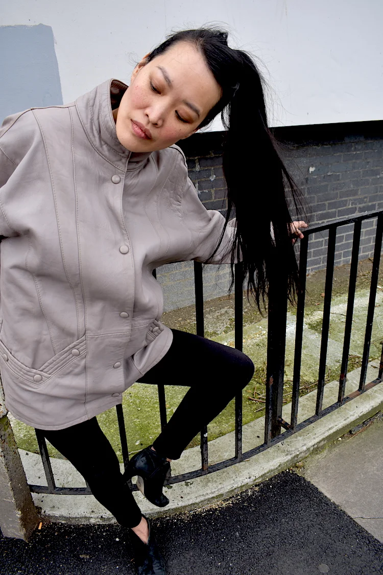 #10T TAUPE LEATHER JKT4