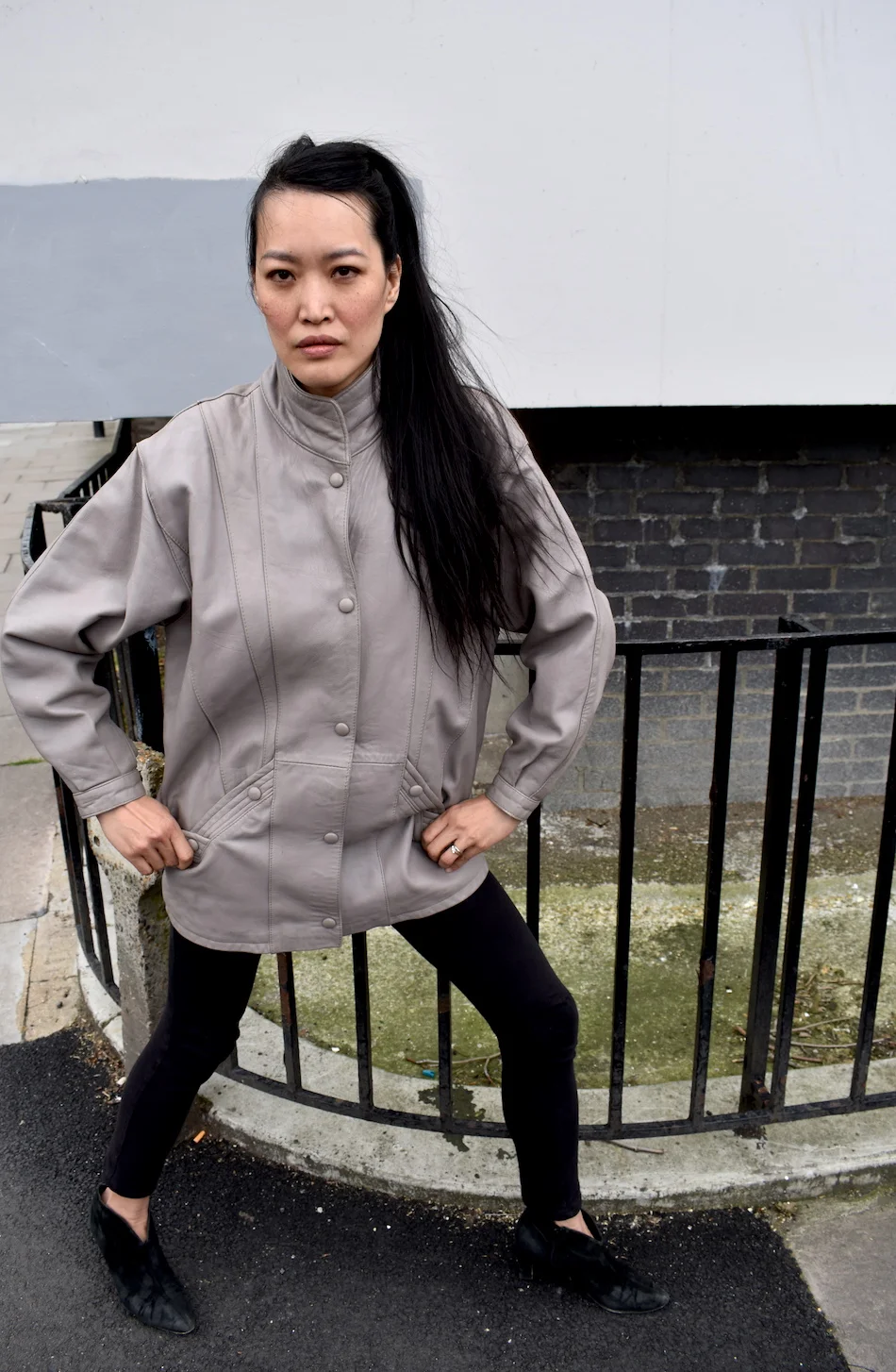 #10T TAUPE LEATHER JKT4