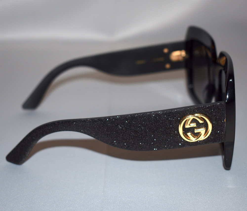 black frame gucci glasses