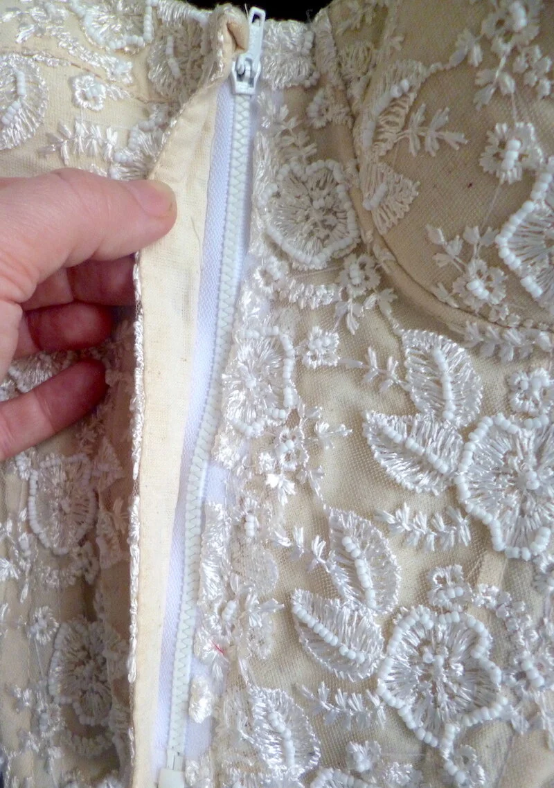 #43AW BEAUTIFUL CREAM CORSET C.U.