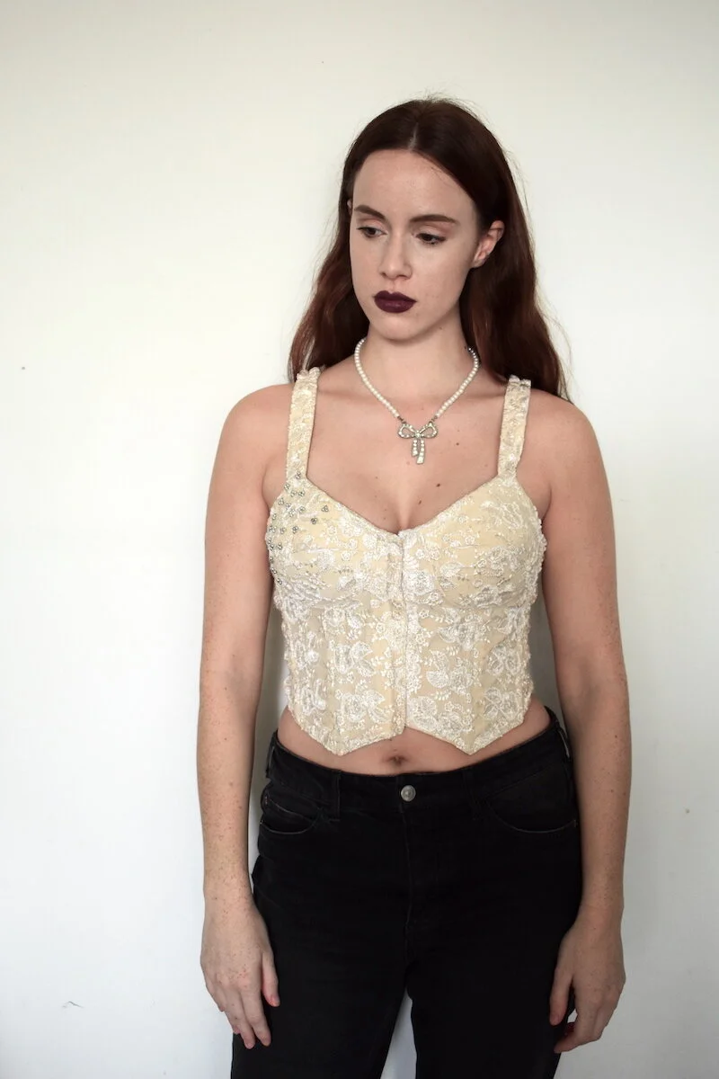 #43AW BEAUTIFUL CREAM CORSET