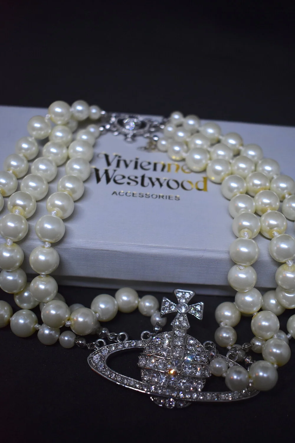#27A VIVIENNE WESTWOOD - ORB CHOKER