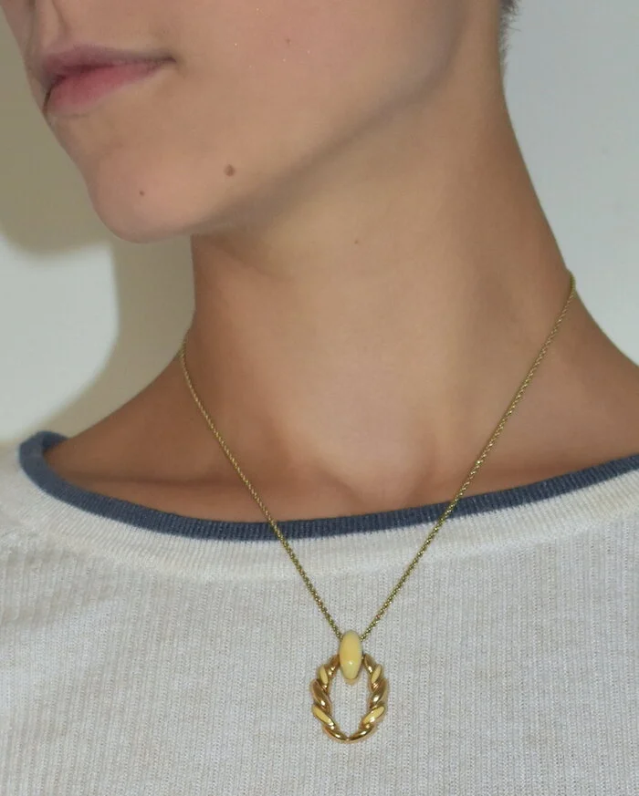 #42A CHRISTIAN DIOR NECKLACE