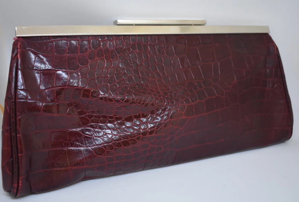 #38A JFW MOCK CROCK VINTAGE OXBLOOD CLUTCH 