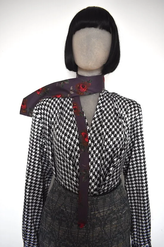 #13T PAUL SMITH PURPLE BACKGROUND