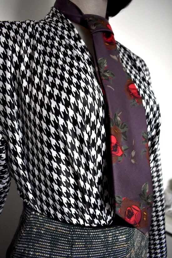 #13T PAUL SMITH PURPLE BACKGROUND