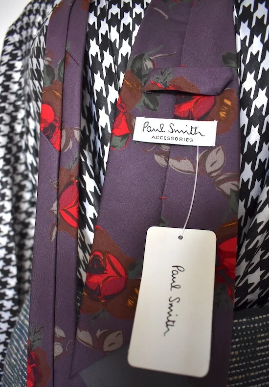 #13T PAUL SMITH PURPLE BACKGROUND