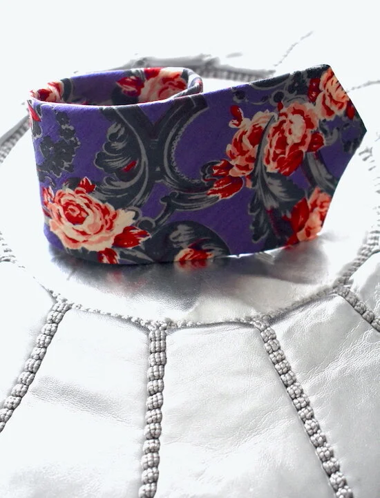 #14T PAUL SMITH LIGHT PRUPLE BACKGROUND