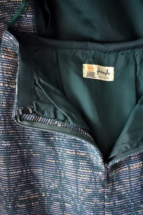 #42AW VINTAGE PRINGLE FOR HARRODS CAPE &amp; SKIRT SUIT CELIA THRIFTVIP.CO.UK