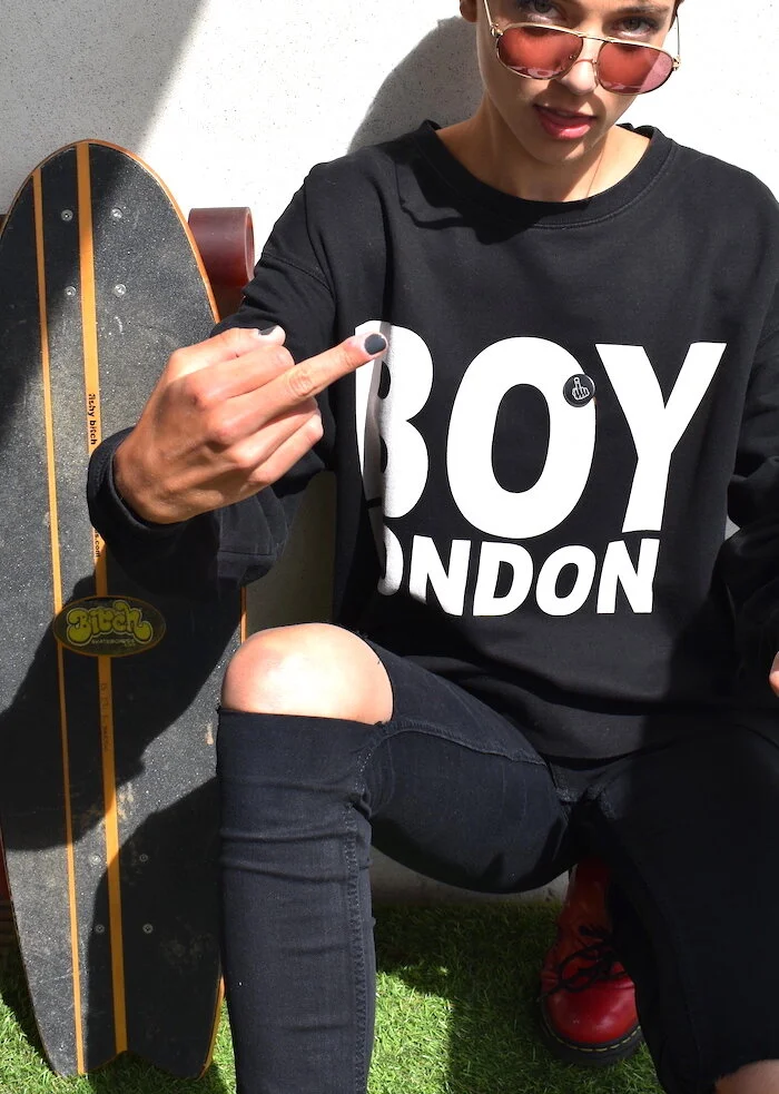 #19T LONG SLEEVE BOY LONDON TOP
