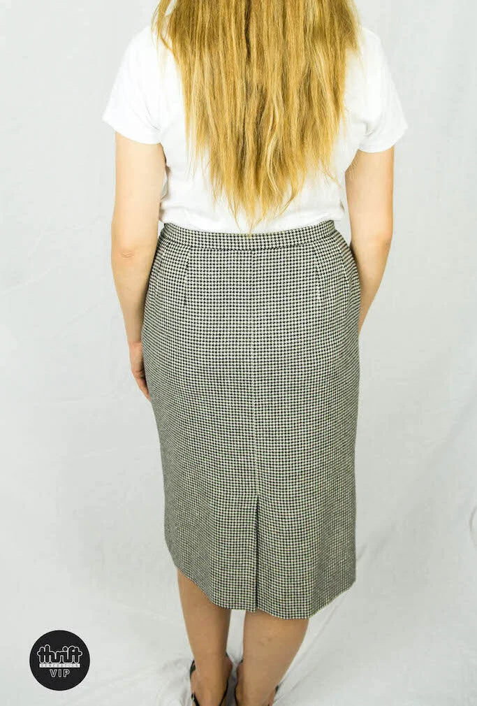#27AW 1960’s VINTAGE WINDSMOOR HOUNDSTOOTH MIDI PENCIL SKIRT