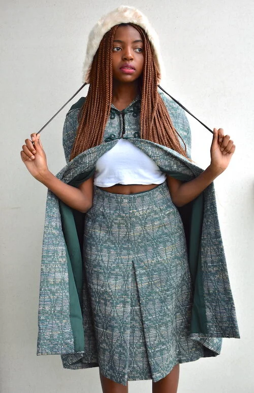 #42AW VINTAGE PRINGLE FOR HARRODS CAPE &amp; SKIRT SUIT