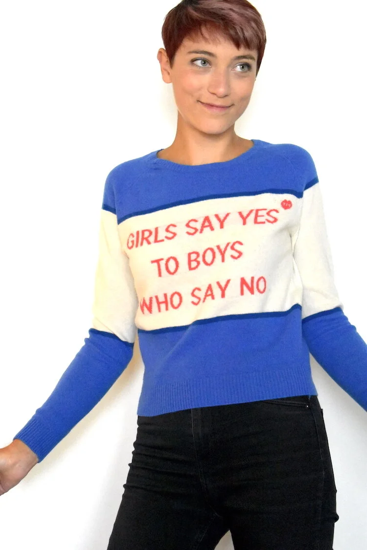 #18T ZOE KARSSEN SLOGAN KNIT6.JPG