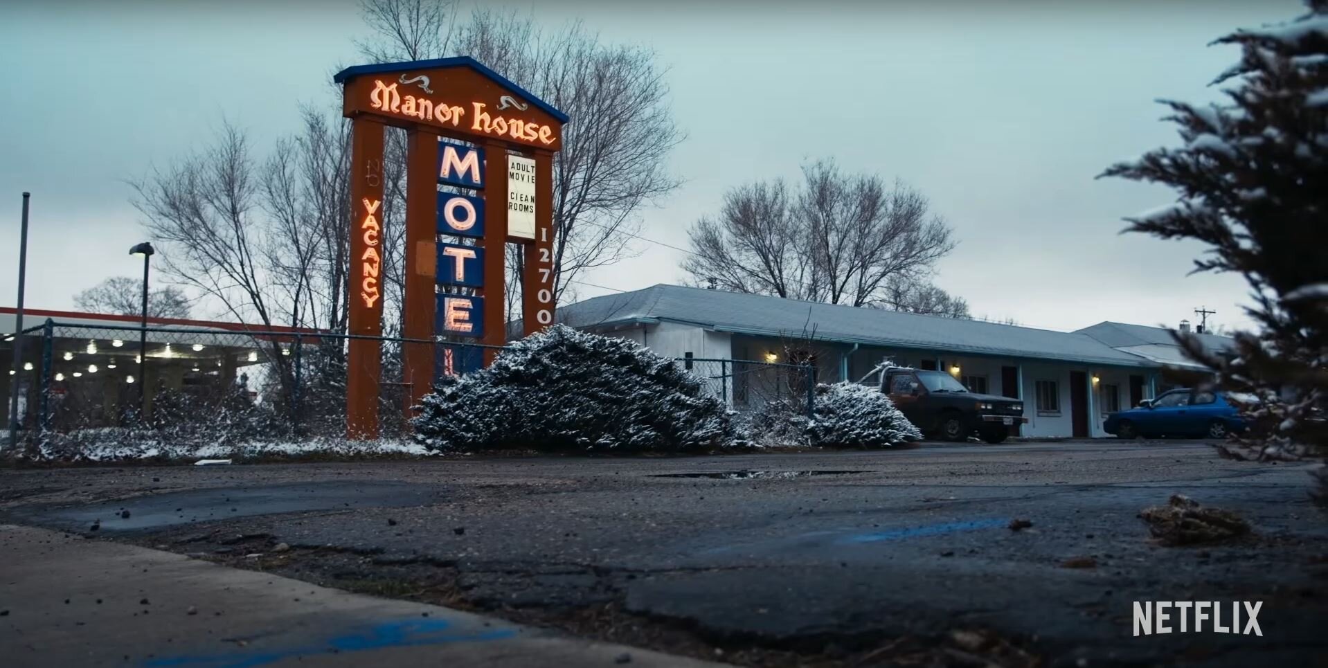  Frames from Netflix’s Documentary  Voyeur : outside the motel that was owned and operated by Gerald Foos. 